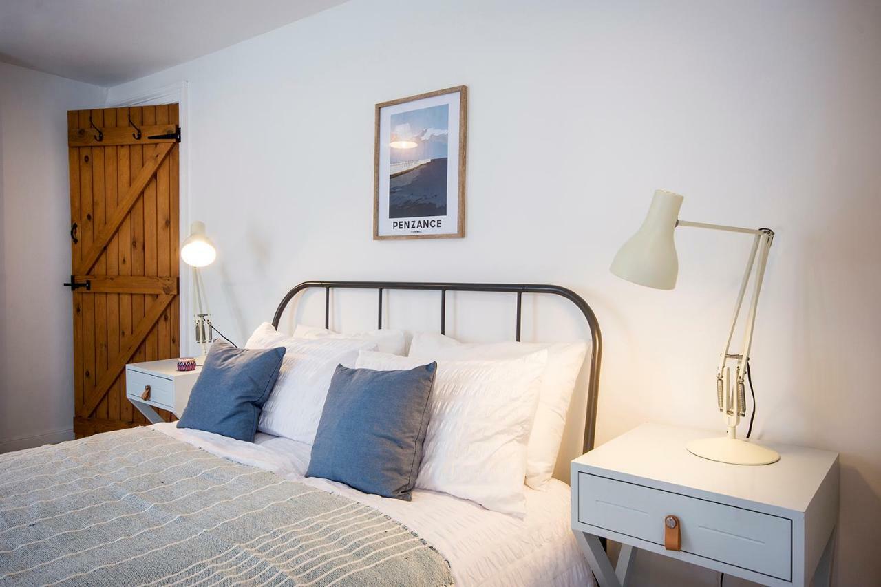 Cornish - Centre Holiday home *